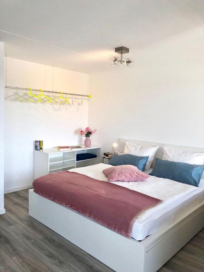 Grosses Appartement Mit Aussichtsbalkon 루드빅스부르크 외부 사진