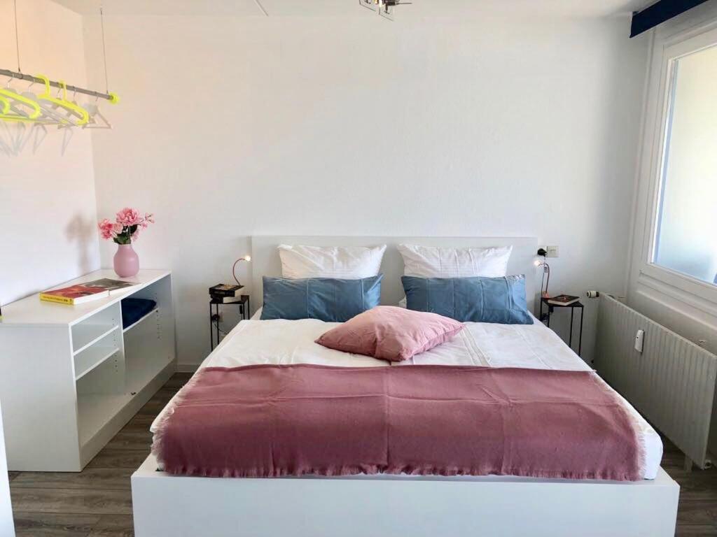 Grosses Appartement Mit Aussichtsbalkon 루드빅스부르크 외부 사진